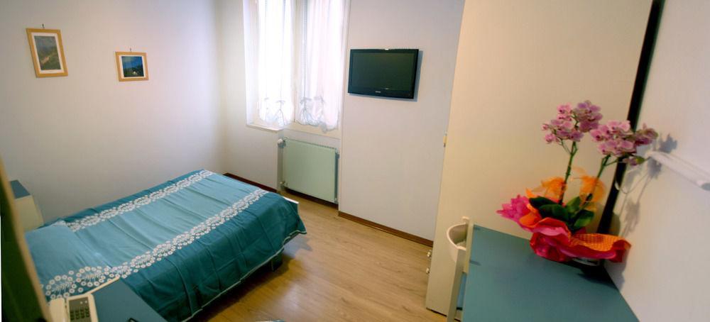 Albergo Savoia Оспедалети Екстериор снимка