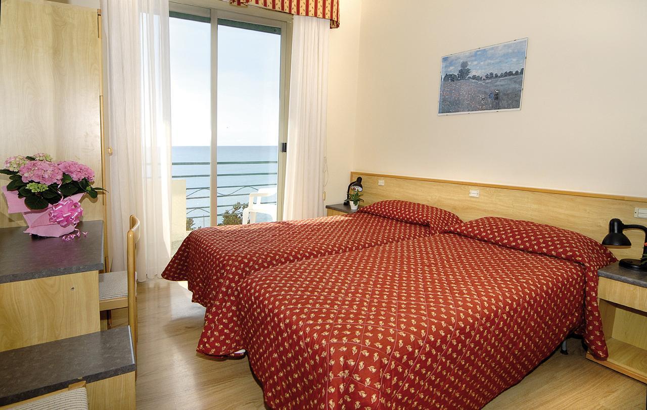 Albergo Savoia Оспедалети Екстериор снимка