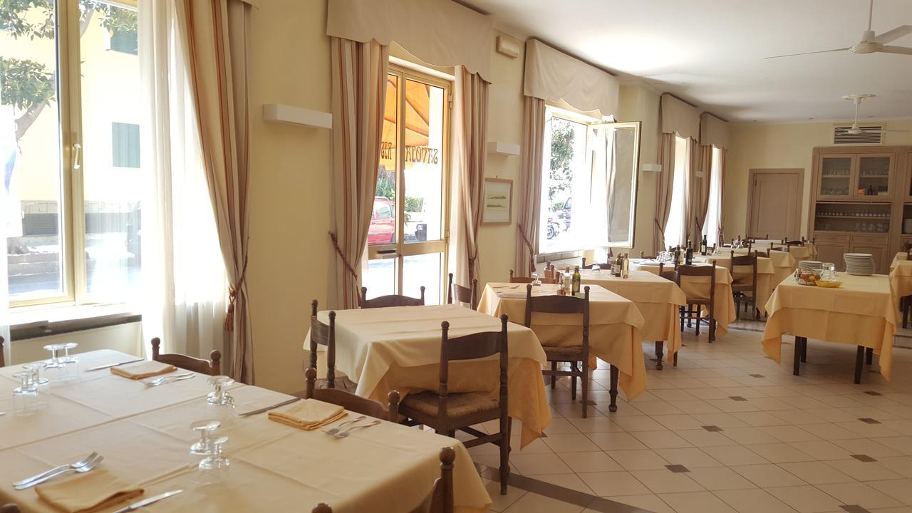 Albergo Savoia Оспедалети Екстериор снимка